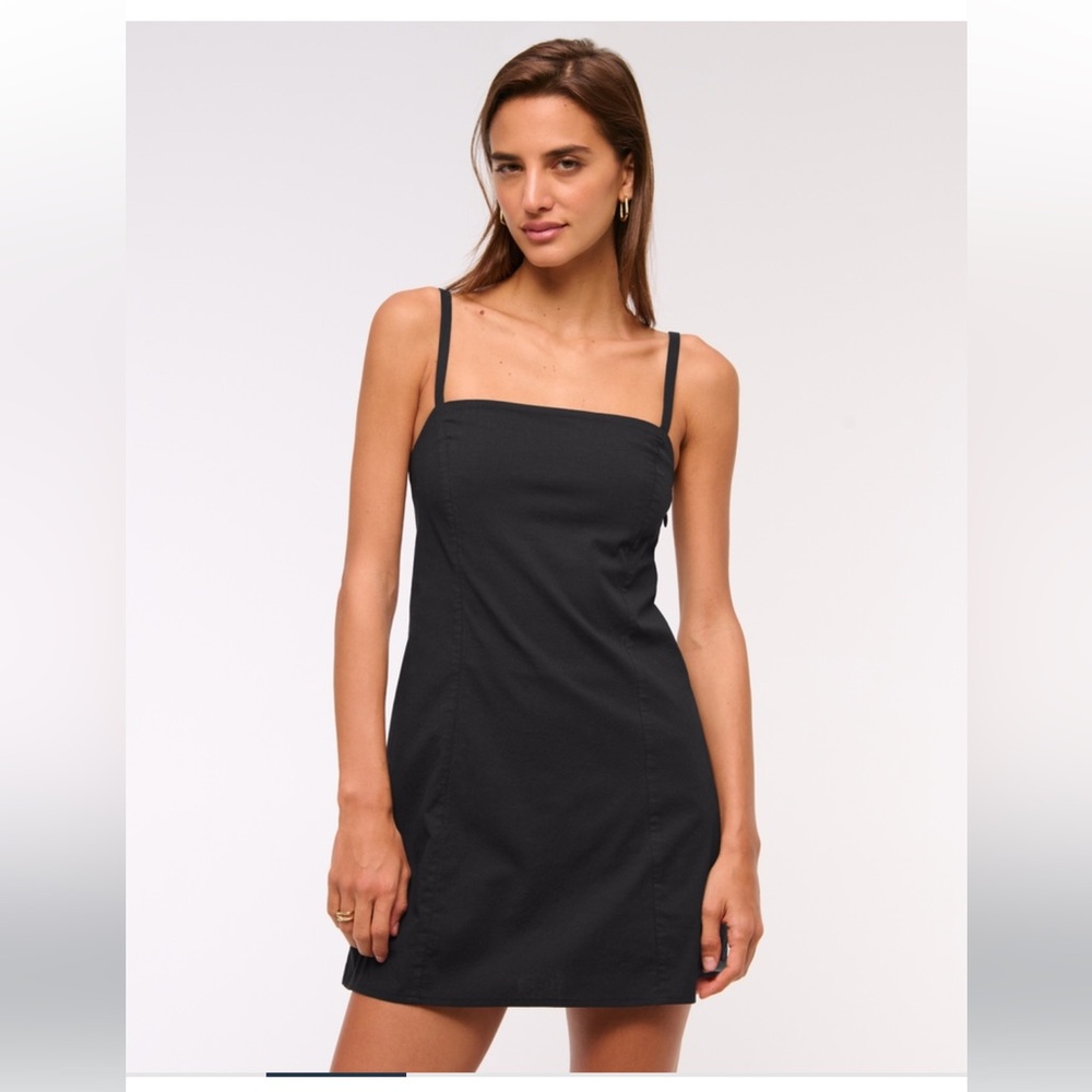 Abercrombie Seamed Stretch Skort